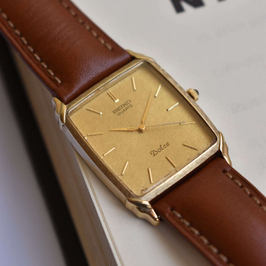 Seiko Dolce – 14K Solid Gold Case & Snowflake Dial – Premium Vintage from Zaeem Watches