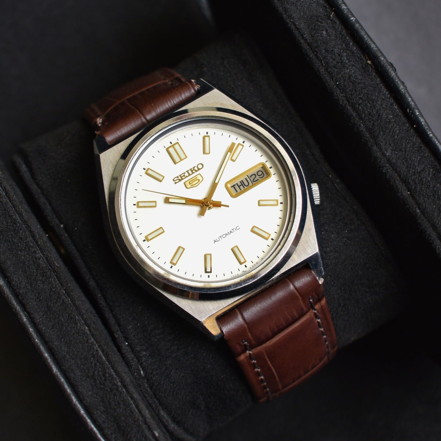 Seiko 5 Automatic White Dial W/Strap
