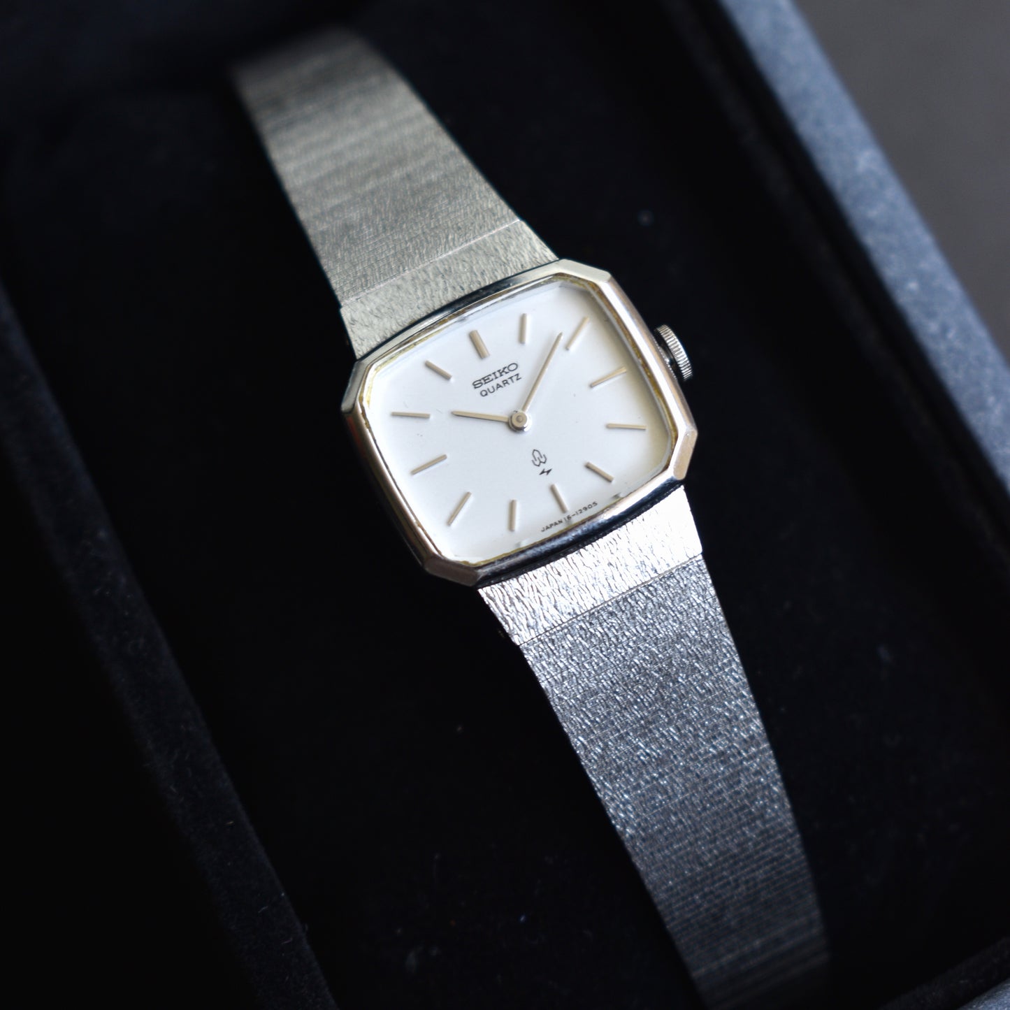 Seiko Tank W/Bracelet For Her