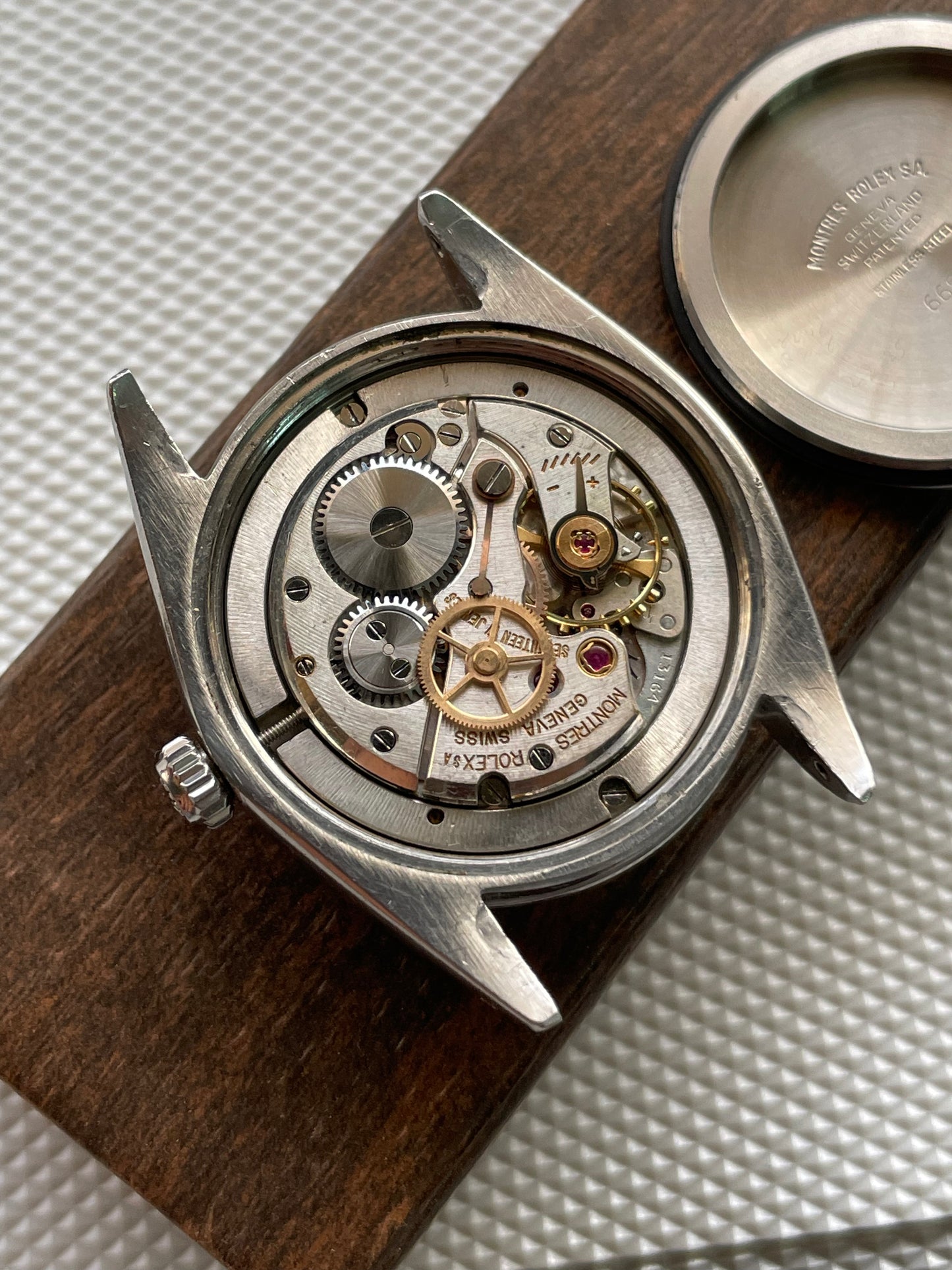 1969 Rolex Oysterdate Precision 6694 – Vintage Swiss Icon from Zaeem Watches