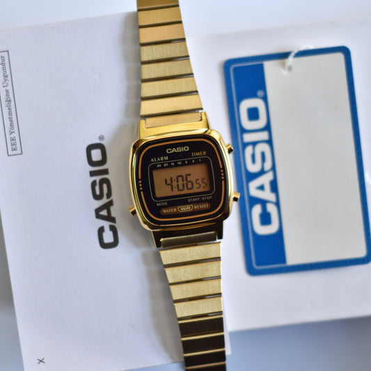 Casio LA-670WGA-1DF Classic Digital Quartz For Her