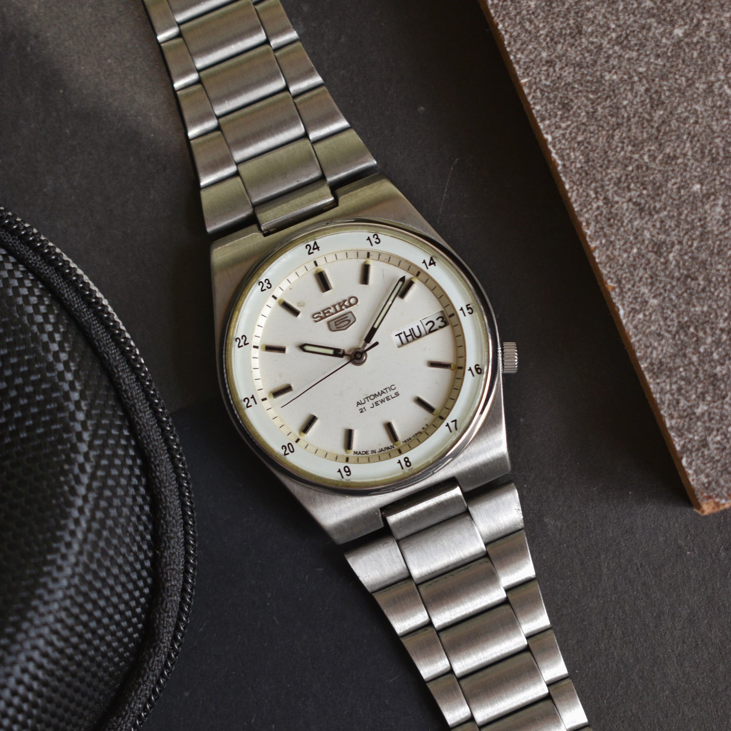 Seiko 5 Automatic White Railway 7S26/7009