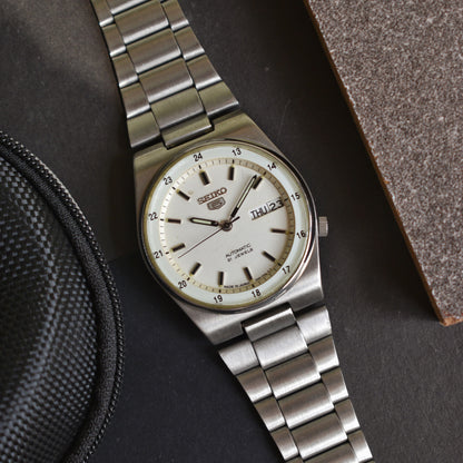 Seiko 5 Automatic White Railway 7S26/7009