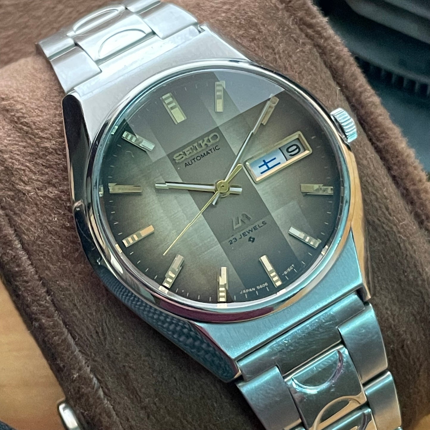 Vintage Seiko Lord Matic 5606-8110