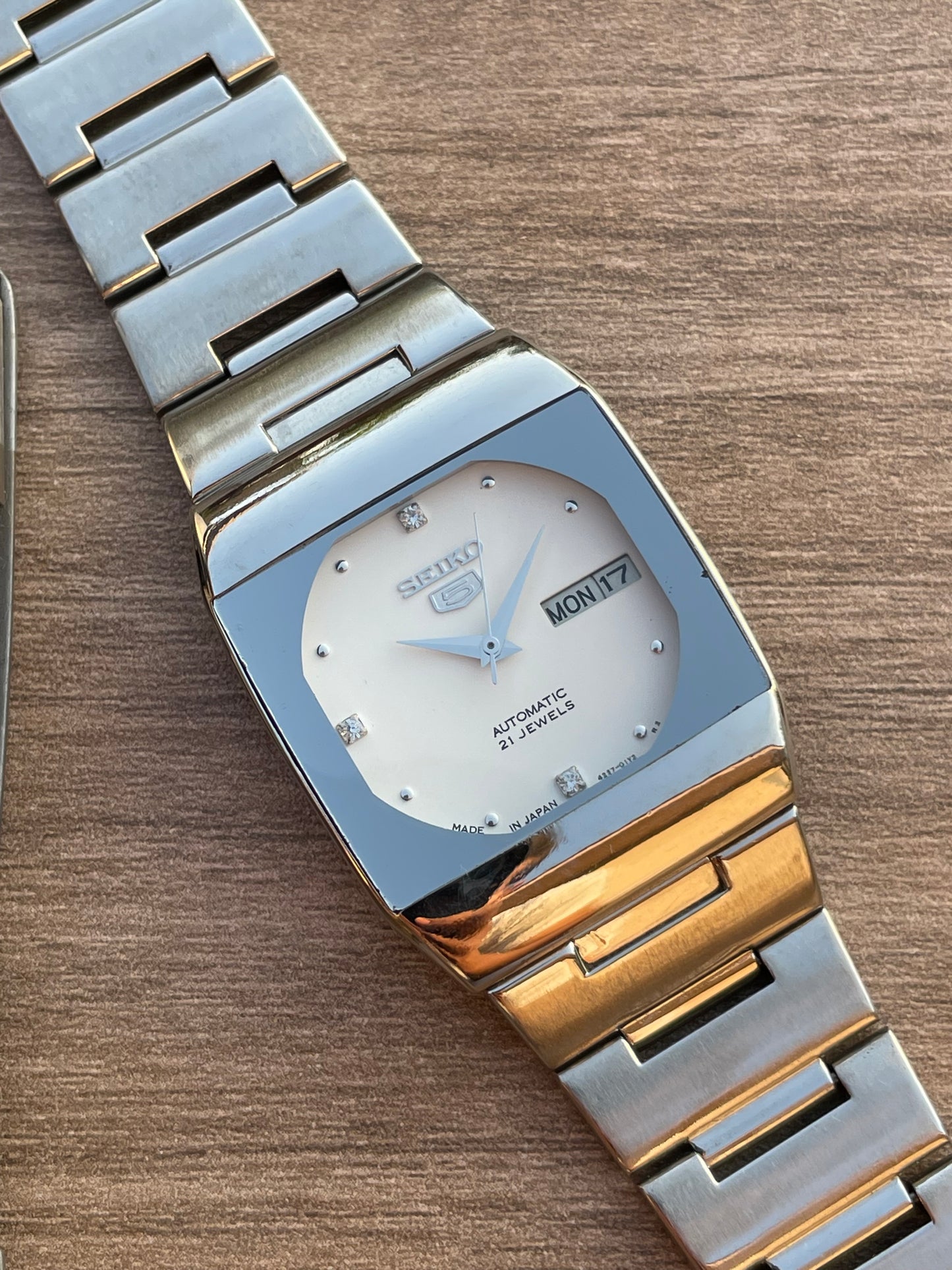 Seiko 5 Automatic SNY351