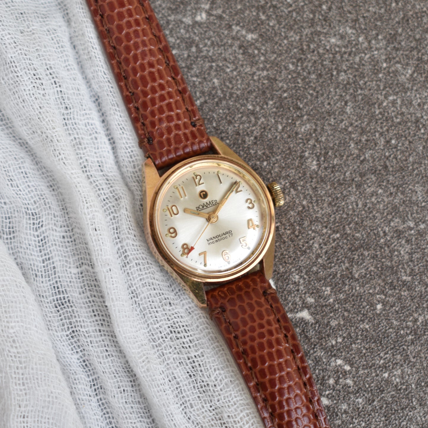 Roamer Swiss Vanguard Incabloc For Her