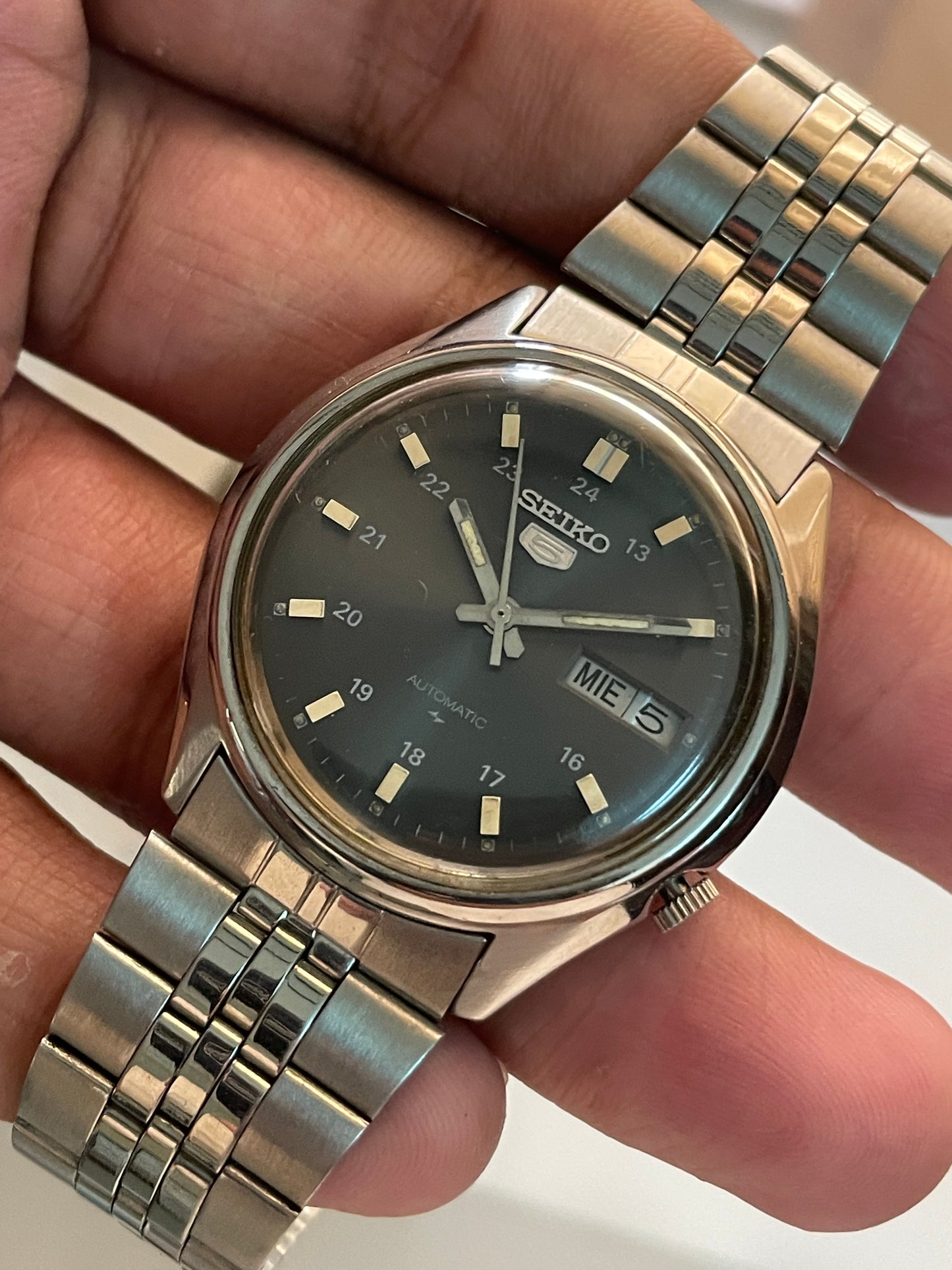 Vintage Seiko 5 Automatic 7009-4041