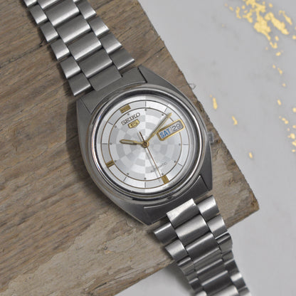 Seiko 5 Automatic SKXV11 Whirlpool Dial W/Strap
