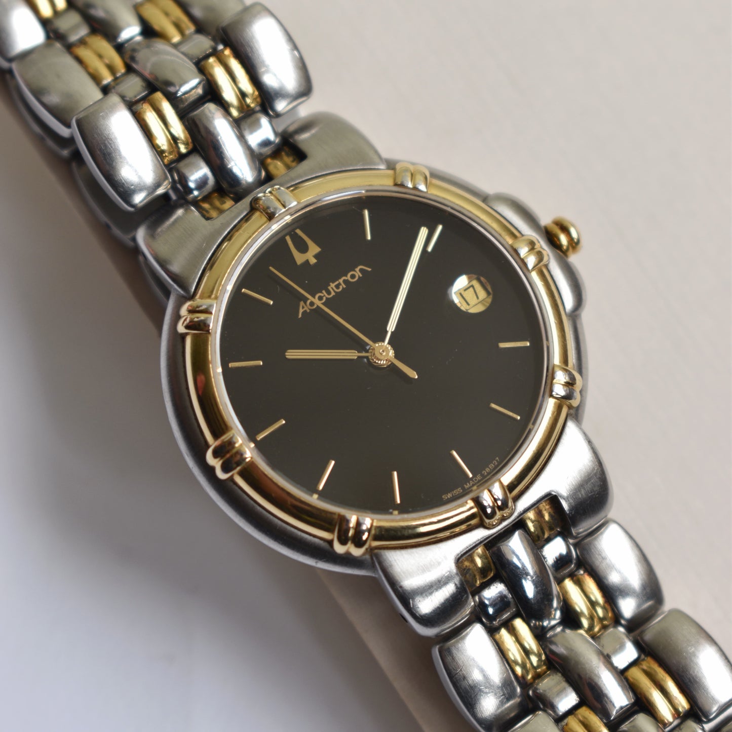 Bulova Accutron Quartz