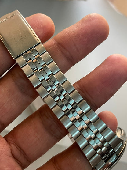 Vintage Seiko 5 Automatic 7009-4041