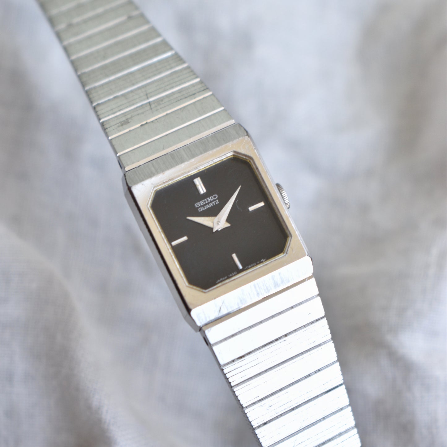 Seiko Square W/Bracelet For Her