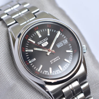 NOS Seiko 5 Automatic SNK569 W/Box