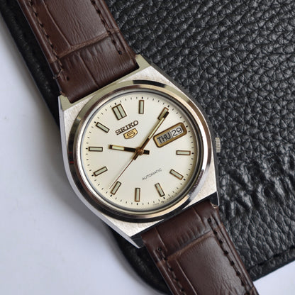 Seiko 5 Automatic White Dial W/Strap