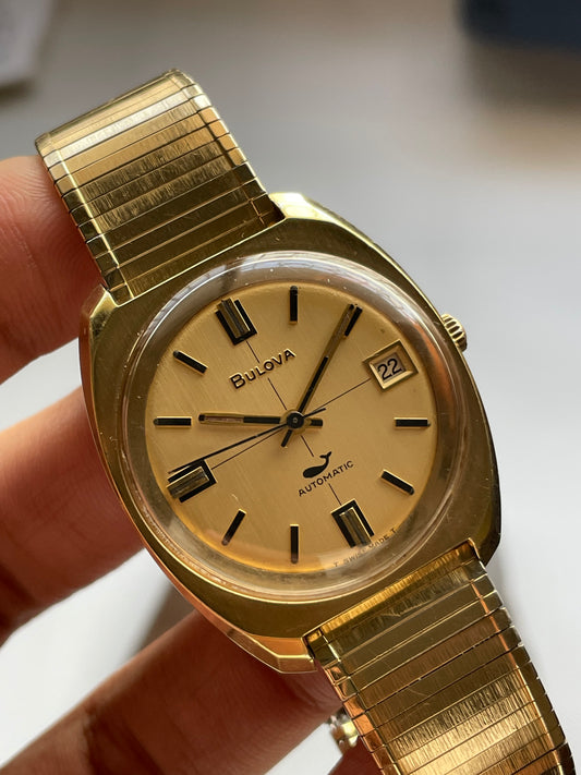 Bulova Sea King Automatic Watch – Gold Plated with Linen Dial – Vintage Style from Zaeem Watches