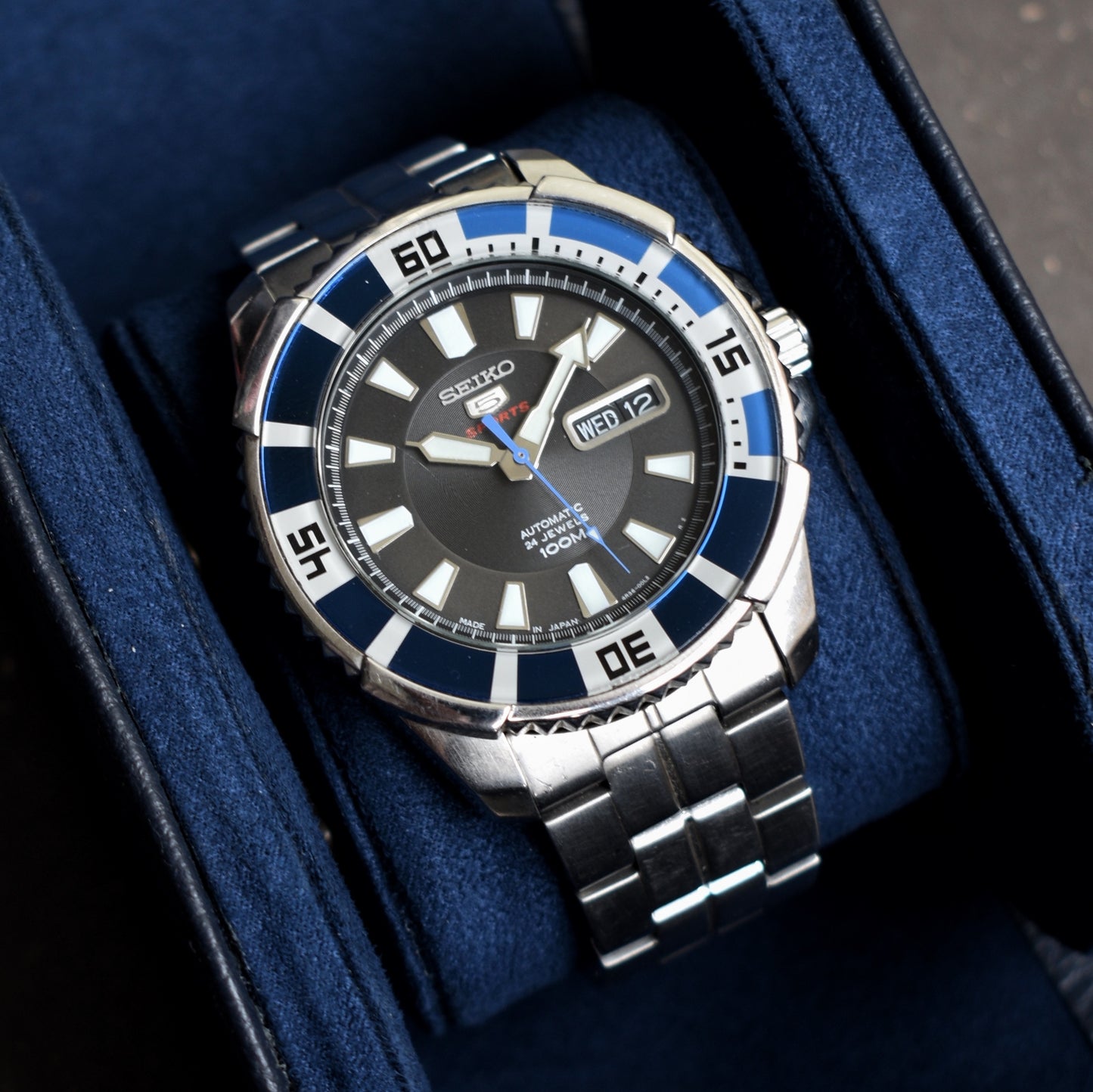 Seiko 5 Sports Automatic Jumbo