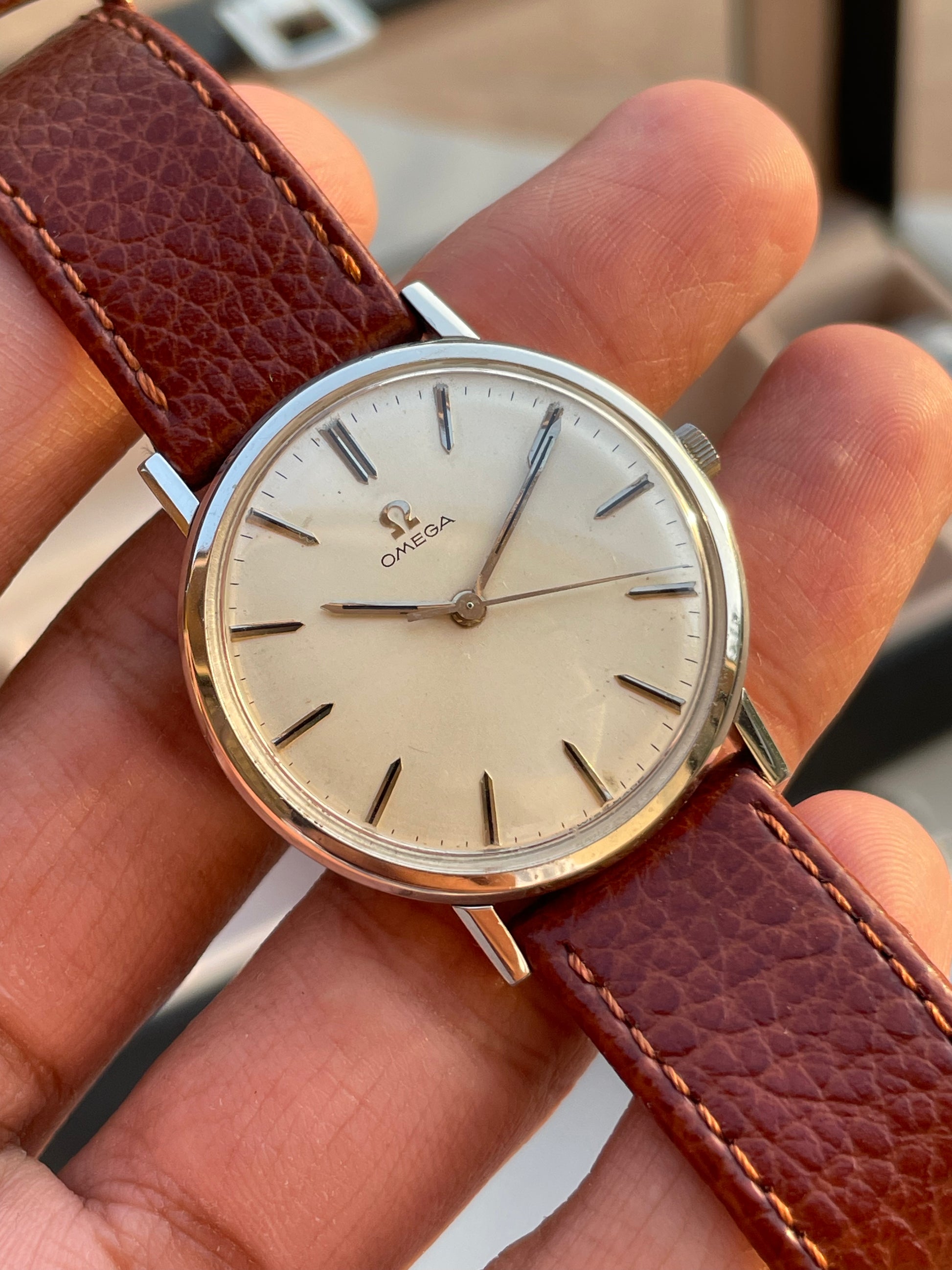 Omega Geneve Manual Wind – Elegant Vintage Swiss Watch from Zaeem Watches