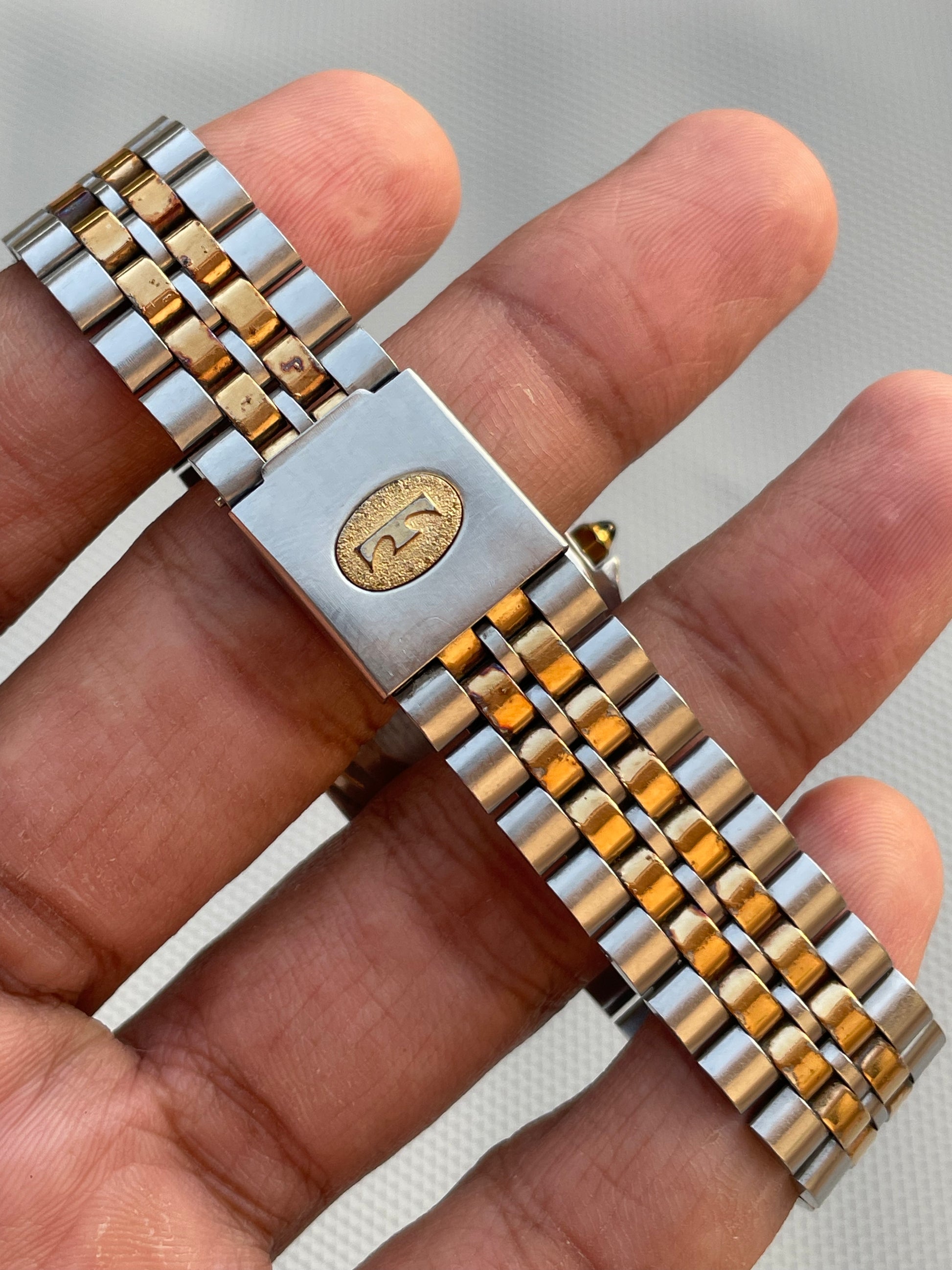 La Grandeur de TECHNOS – Panthère Homage Watch – Vintage-Inspired from Zaeem Watches