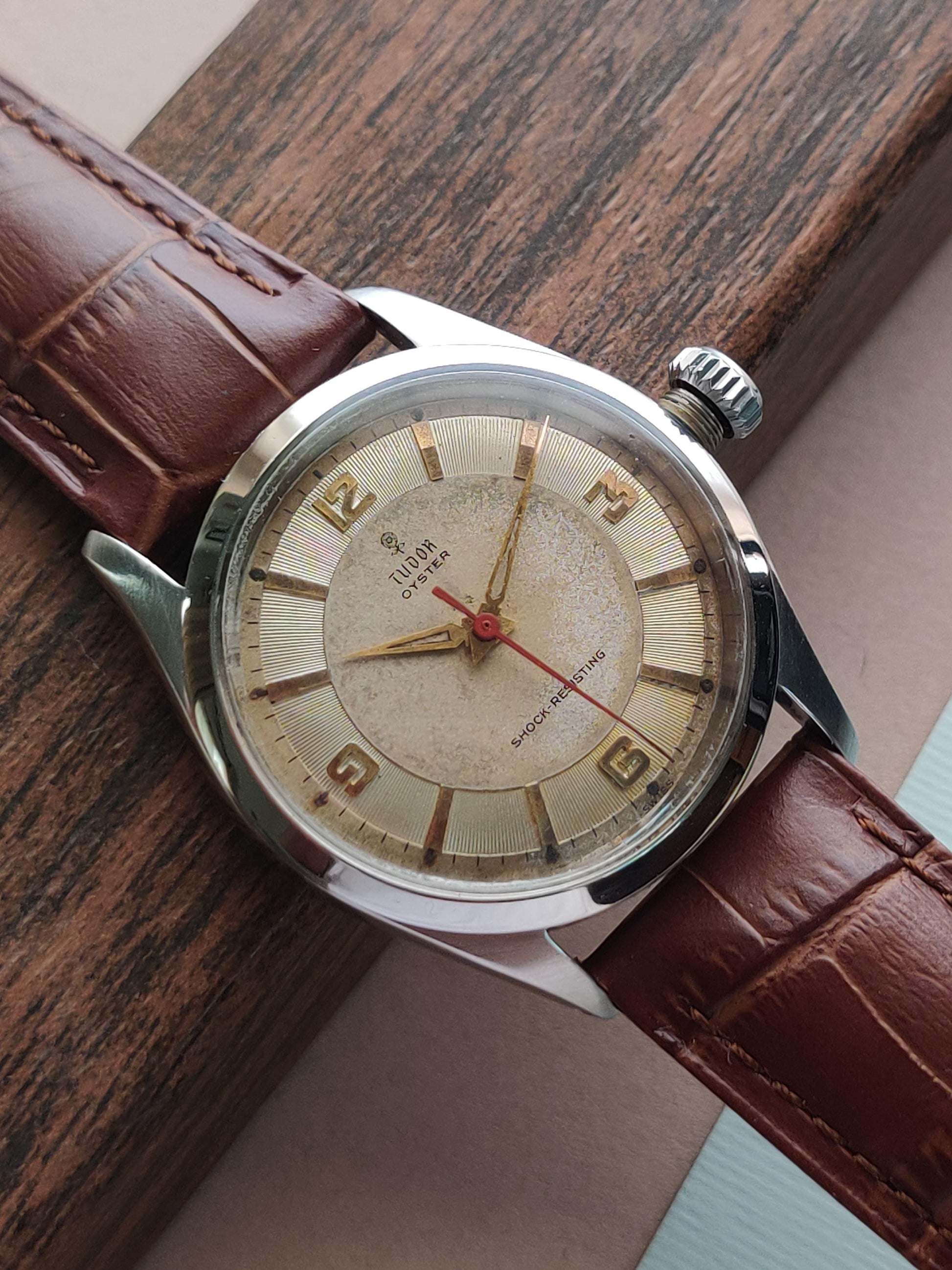 Tudor Oyster Vintage Watch – Classic Rolex Sub-Brand Design from Zaeem Watches