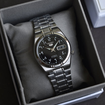 New/Old Stock Seiko 5 Automatic SNK063J5 W/Box